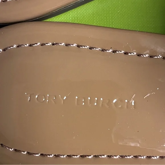 Tory Burch Women’s Miller Sandals Patent Leather Size 7 US - Picture 7 of 13